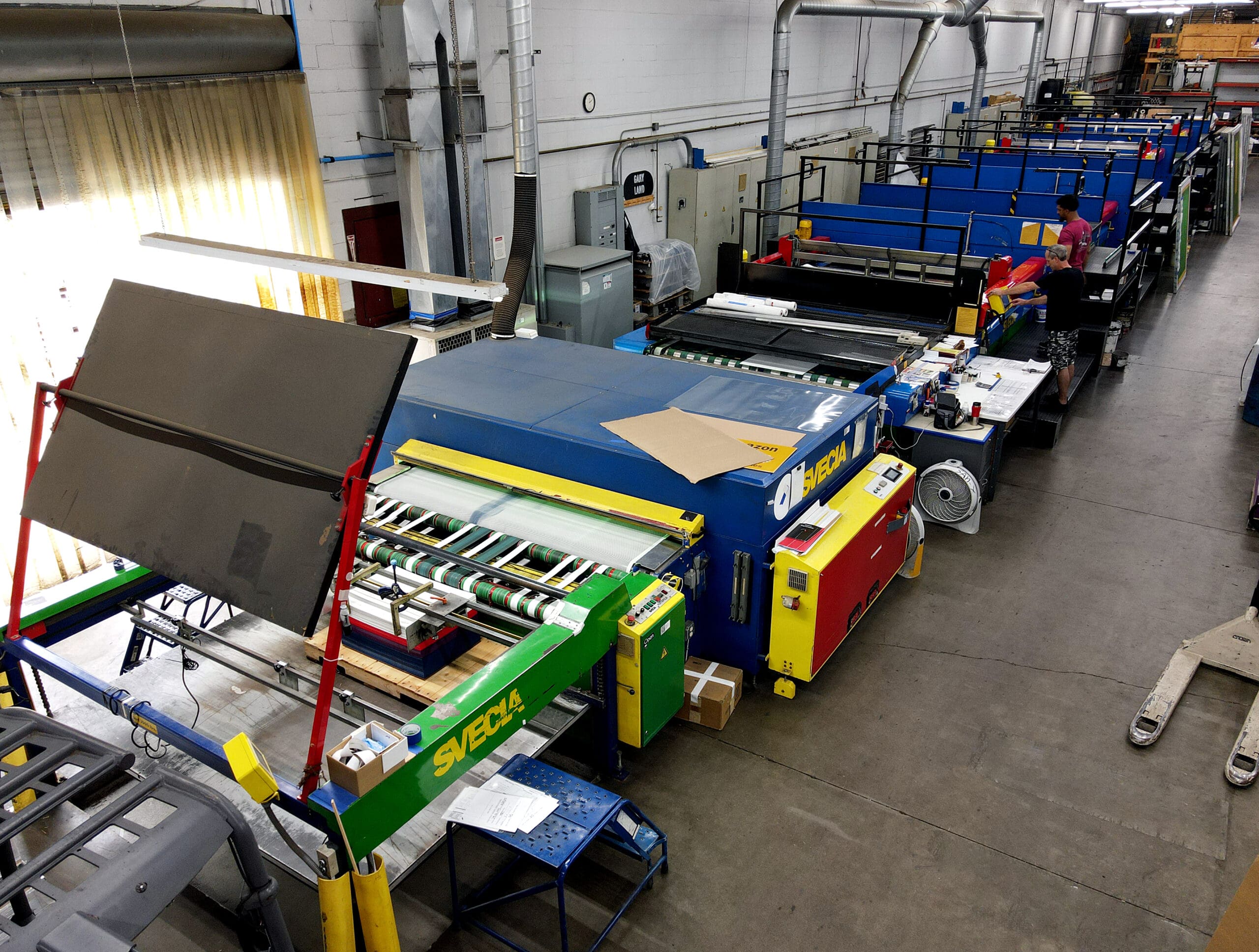 Screen Printing vs. Digital Printing: A Boston Buyer’s Guide